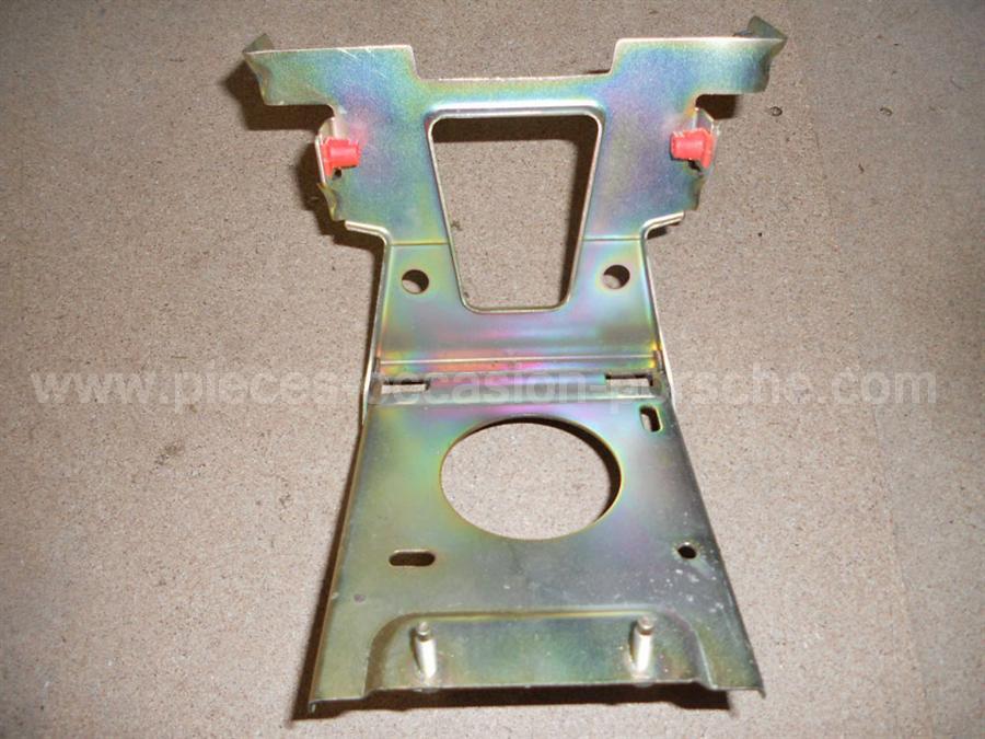 Support inférieur console Porsche